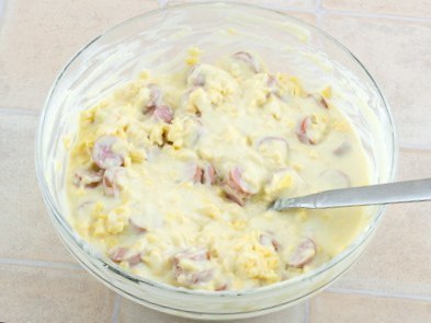 Сырный пирог с сосисками