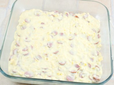 Сырный пирог с сосисками