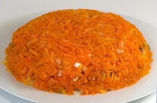слой тертой моркови