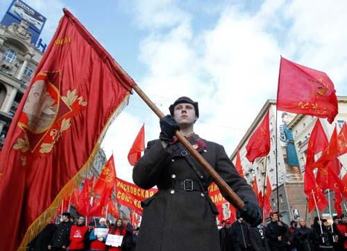 Седьмое ноября годовщиной Великой Октябрьской социалистической революции