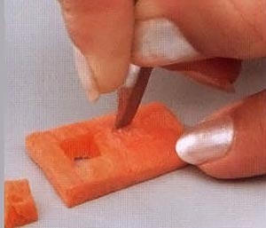Пряжка из моркови