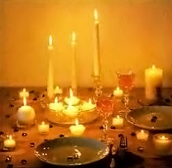 Оформление стола при помощи свечей